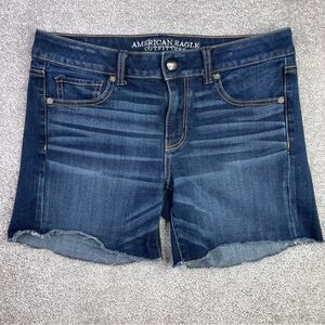 American Eagle Midi Shorts Women's 10 Blue Low Rise Frayed Hem Dark Wash Stretch